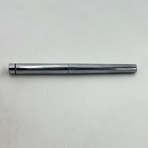 Vintage Sheaffer Targa Version 1 Chrome Fountain Pen Shows Wear on Body Rare - Picture 11 of 11